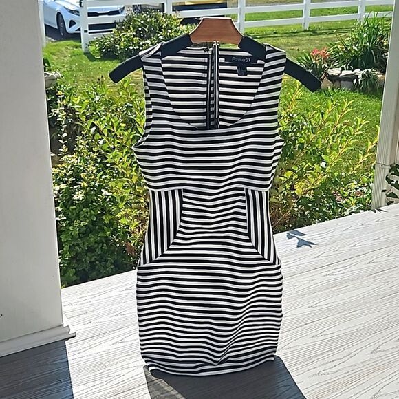 Forever 21 dress zip up striped bodycon stretchy short dress small like new - Picture 7 of 16
